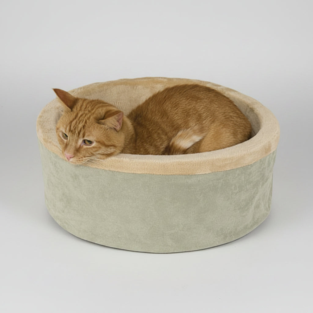 Cozy Cat Bed With Heating