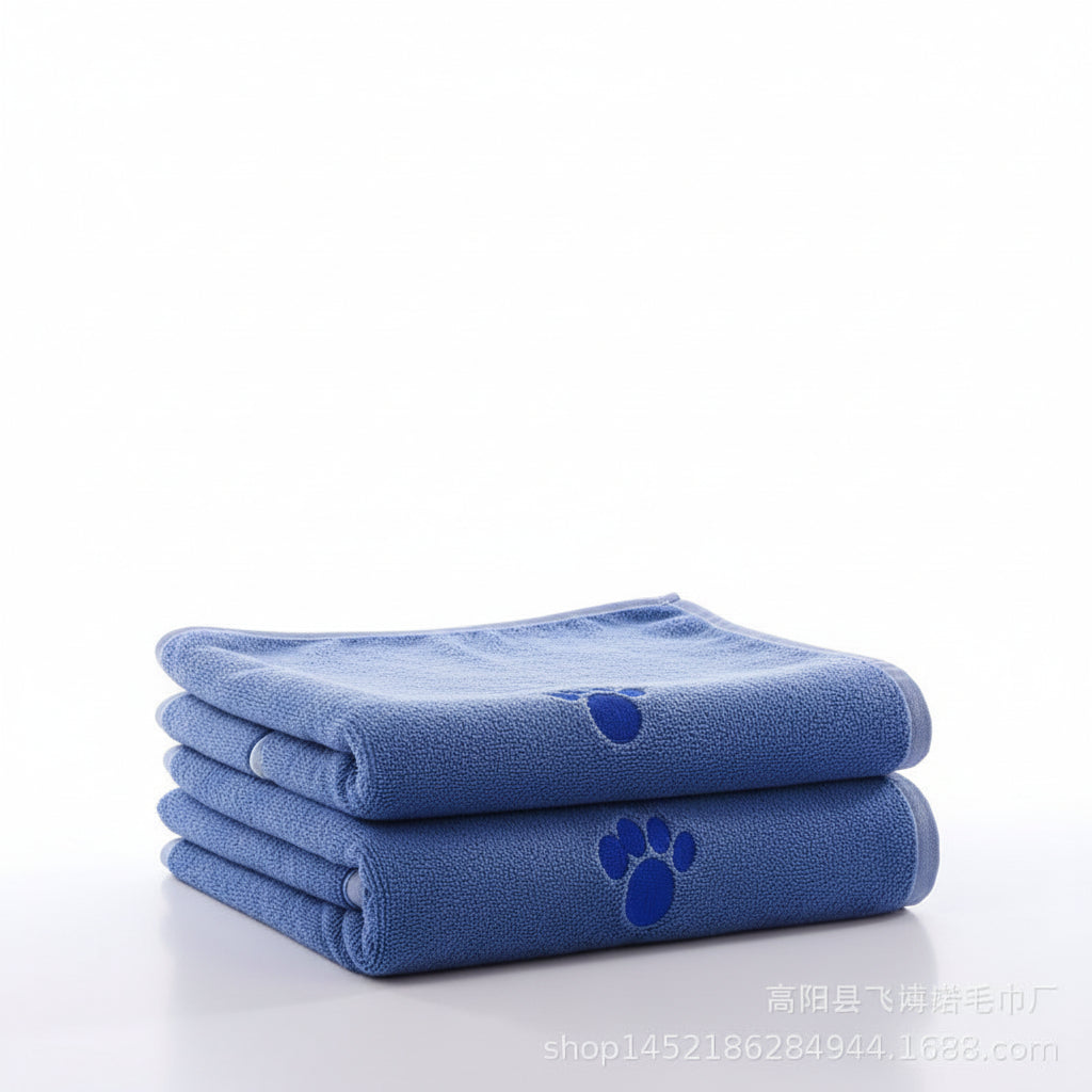 Elegant Towel With Embroidered Design
